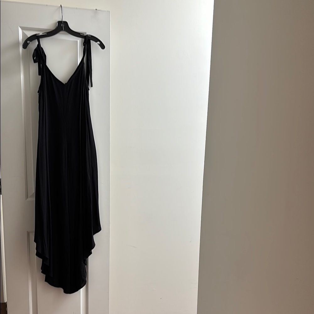 Elegant Vince Camuto Black Jumpsuit